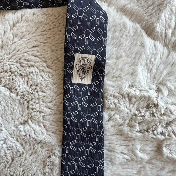 GUCCI Silk Printed Tie - Picture 4 of 6